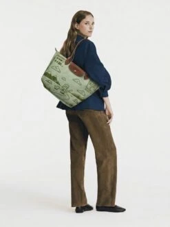 Alternative view of Longchamp Le Pliage Original L Tote Bag Gameboy Monochrome Green
