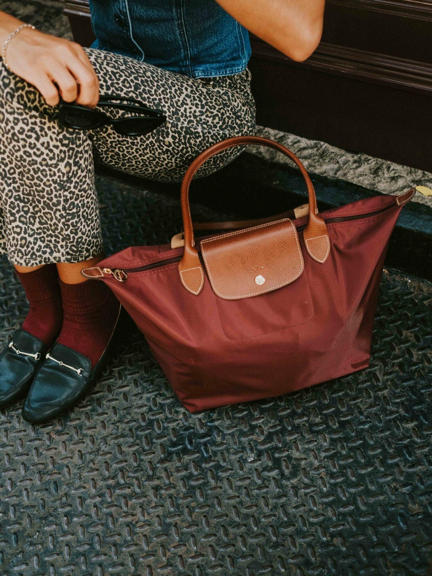 Front Page 24 Front Page -Longchamp Tote Bag longchamp burgundy bag outfit 7 of 8 1 scaled 1
